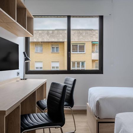 Micampus Pamplona Student Residence Екстер'єр фото