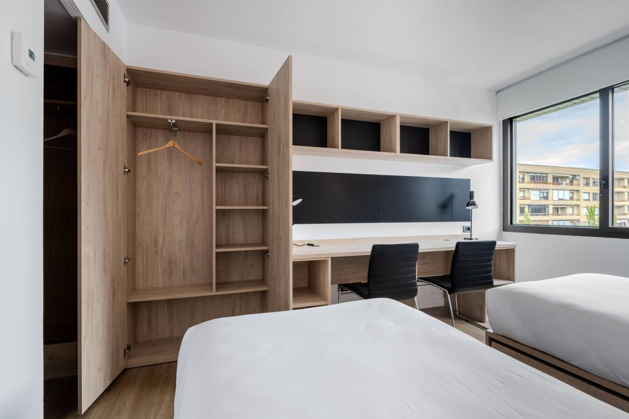 Micampus Pamplona Student Residence Екстер'єр фото