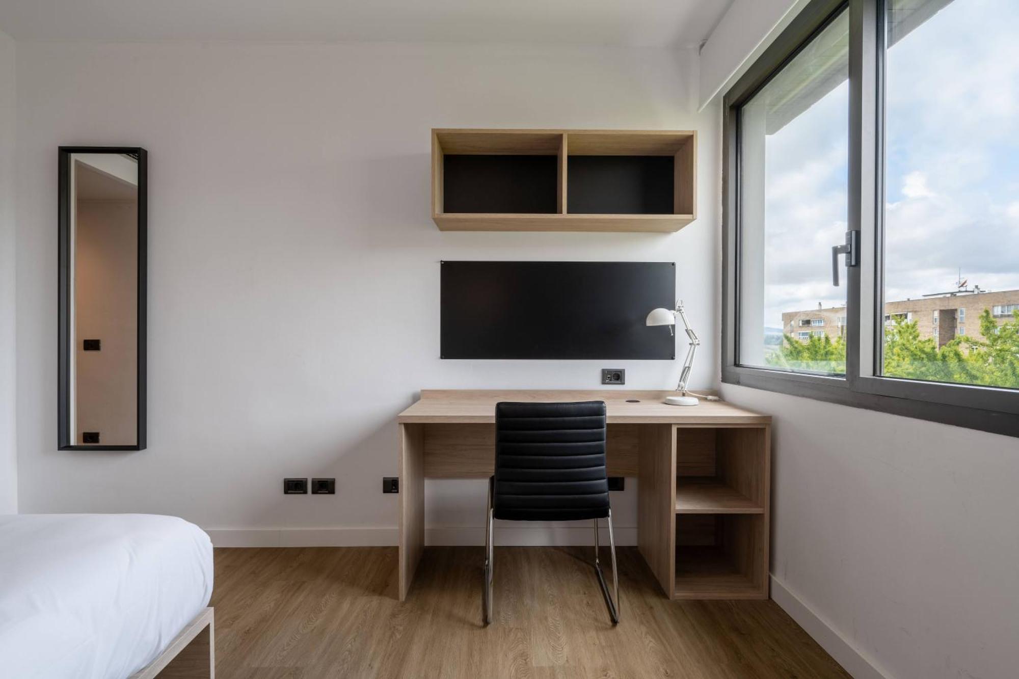 Micampus Pamplona Student Residence Екстер'єр фото