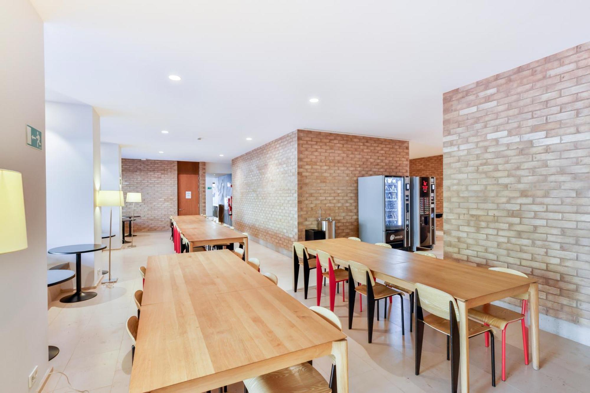 Micampus Pamplona Student Residence Екстер'єр фото